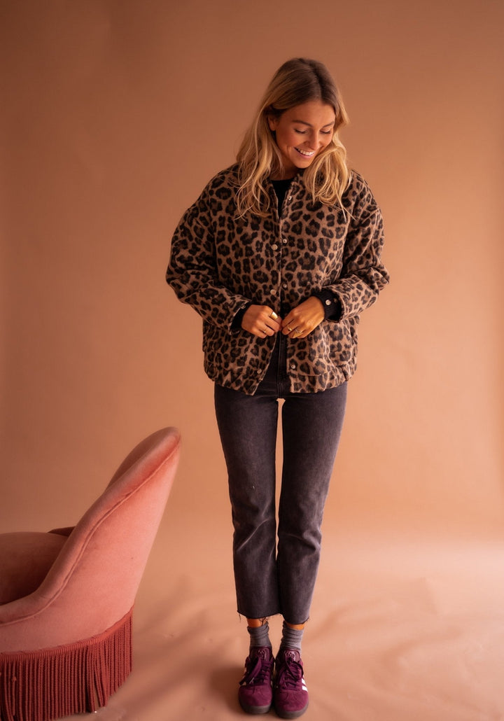 Charlene | Jachetă Trendy cu Imprimeu Leopard Elegant