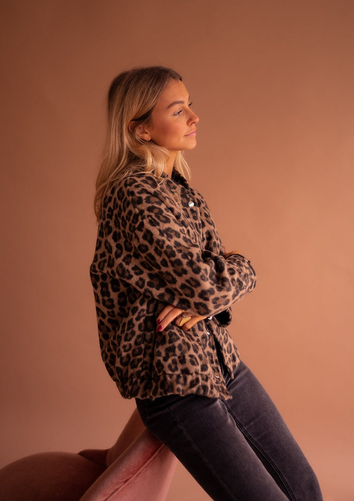 Charlene | Jachetă Trendy cu Imprimeu Leopard Elegant