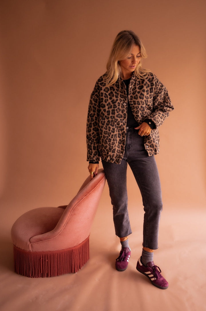 Charlene | Jachetă Trendy cu Imprimeu Leopard Elegant